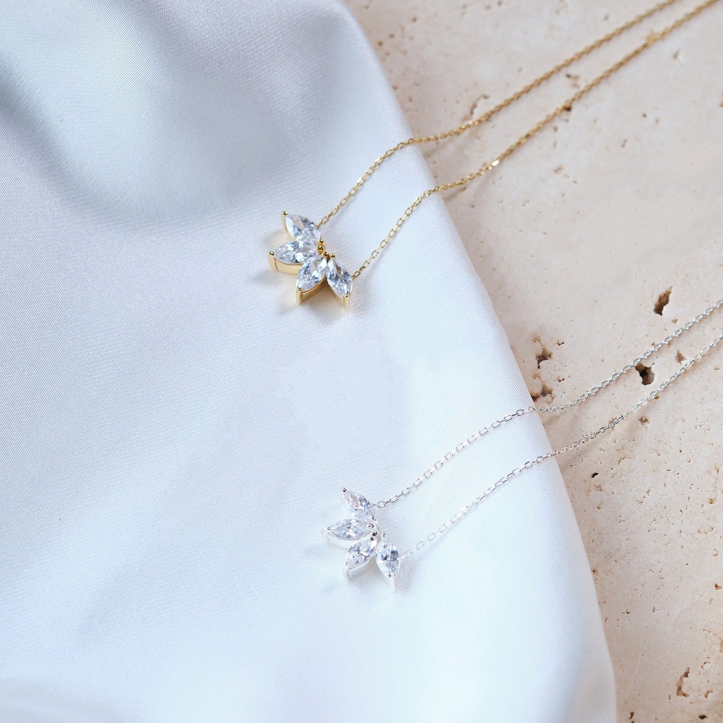 Colar de Cristal Marquise em Prata 925