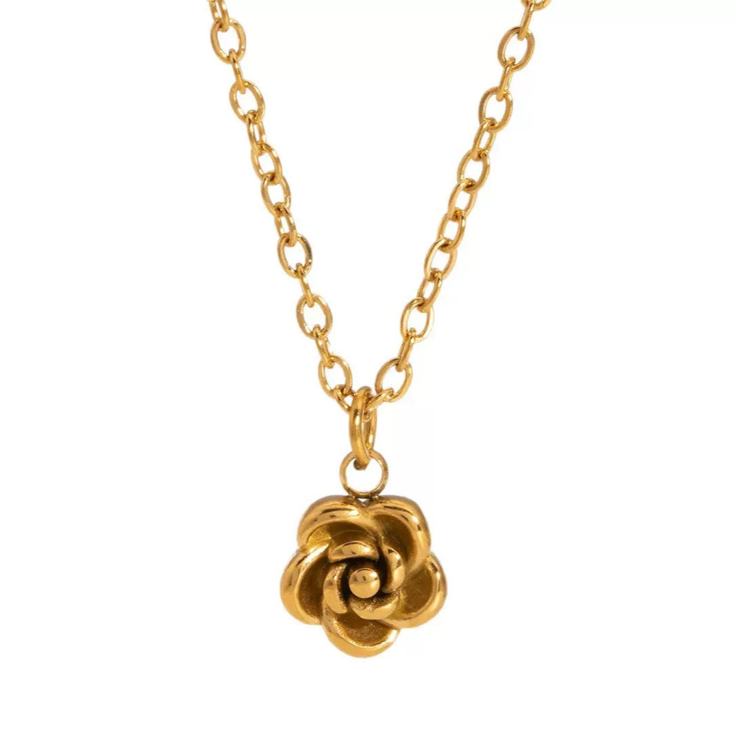 Collana con fiore di rosa